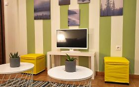 Athens Stadium Path Quiet & Central 4 Persons Apartment
